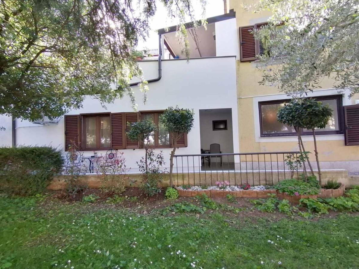 Pepe Apartment *